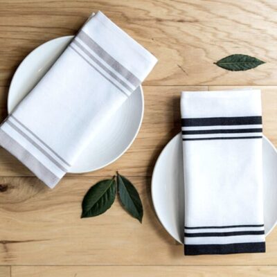 Lot de 11 serviettes bistros lignes grises